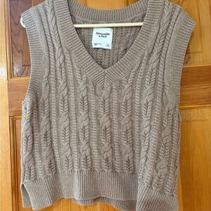 Abercrombie & Fitch Women's Brown V-Neck Sweater Vest